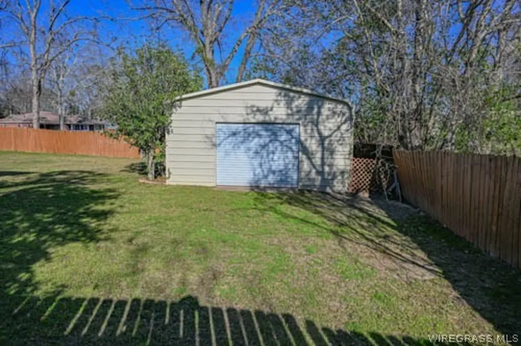 928 E Lee Street Enterprise AL 36330