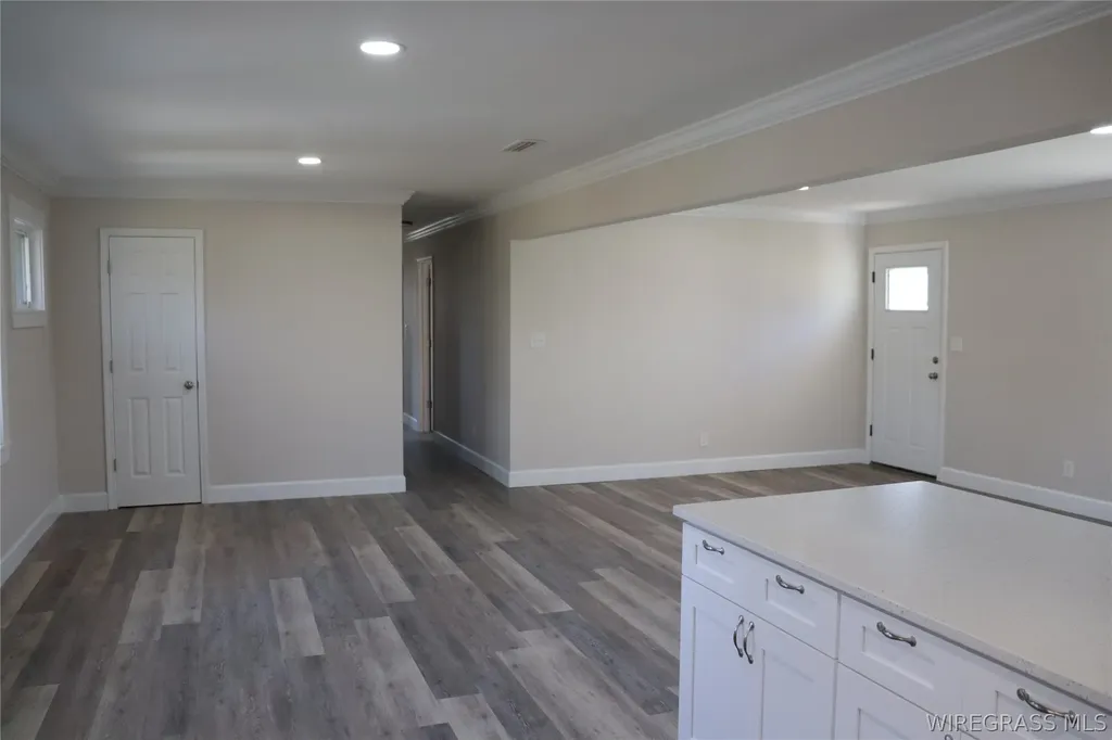136 Dauphin Street Enterprise AL 36330