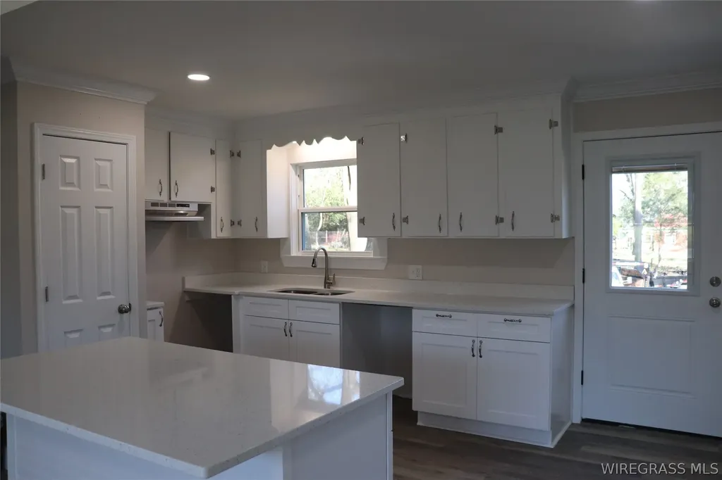 136 Dauphin Street Enterprise AL 36330