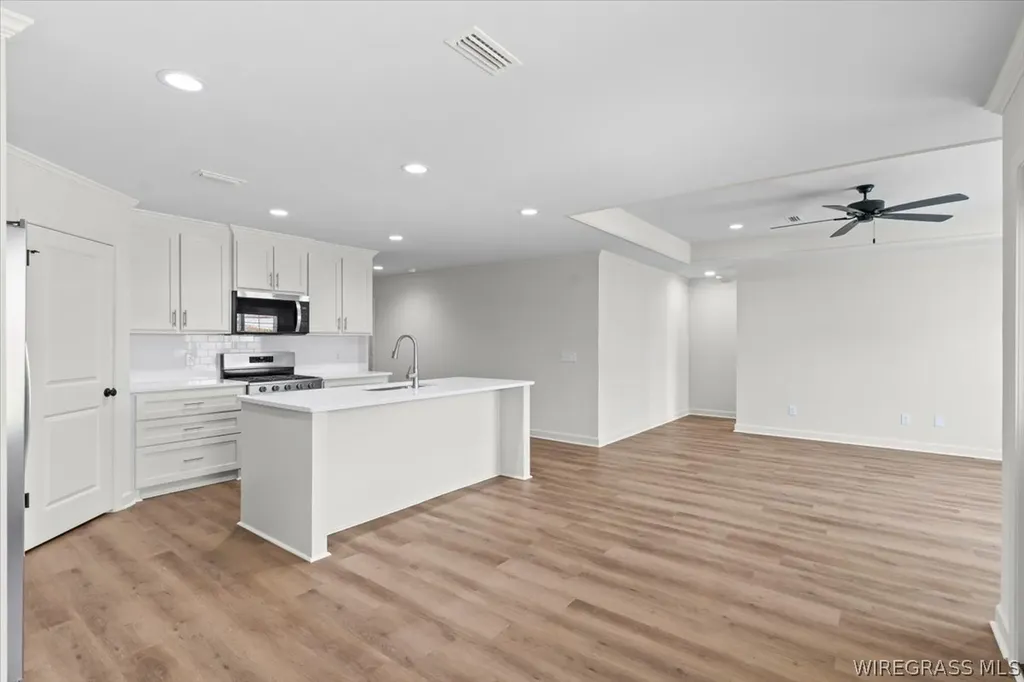 102 Firethorn Way Enterprise AL 36330