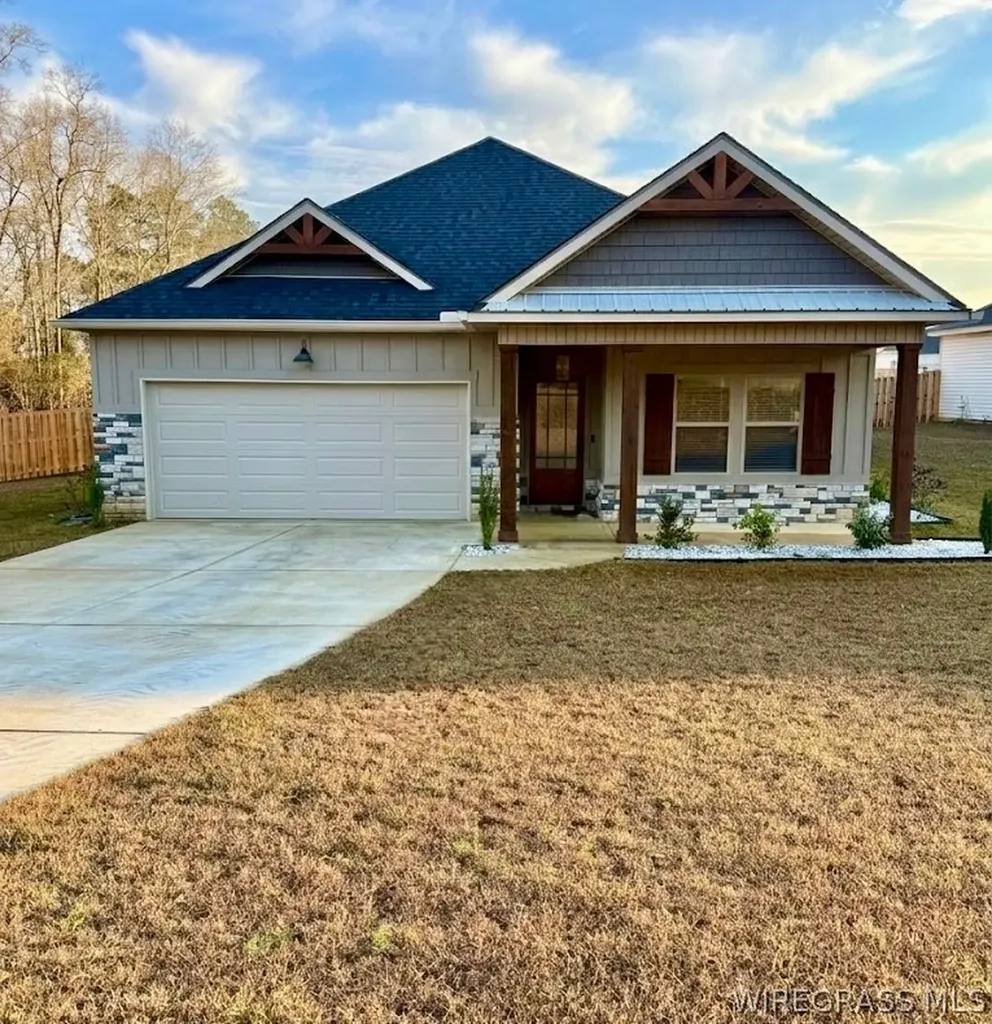 1642 Smithville Road Dothan AL 36301