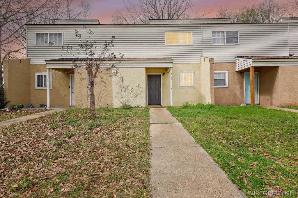 18 Anthony Circle Enterprise AL 36330