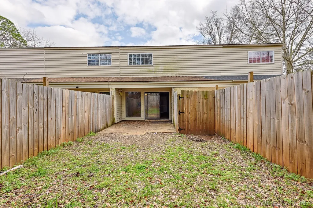18 Anthony Circle Enterprise AL 36330
