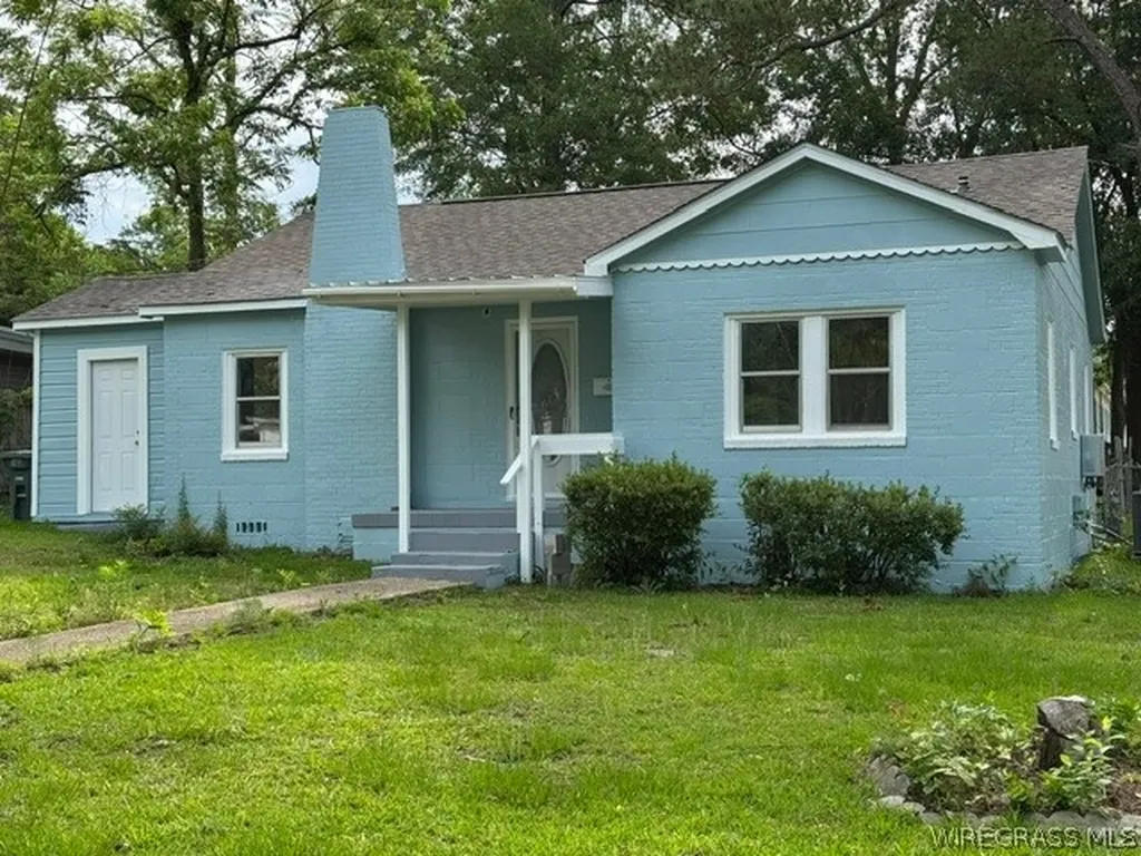 1011 Irwin Street Dothan AL 36301