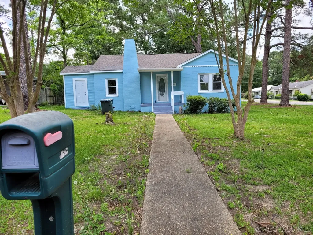 1011 Irwin Street Dothan AL 36301