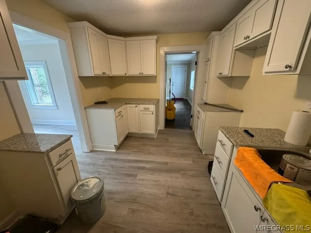 1011 Irwin Street Dothan AL 36301