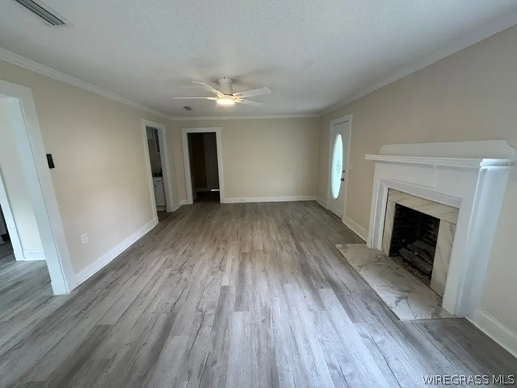 1011 Irwin Street Dothan AL 36301