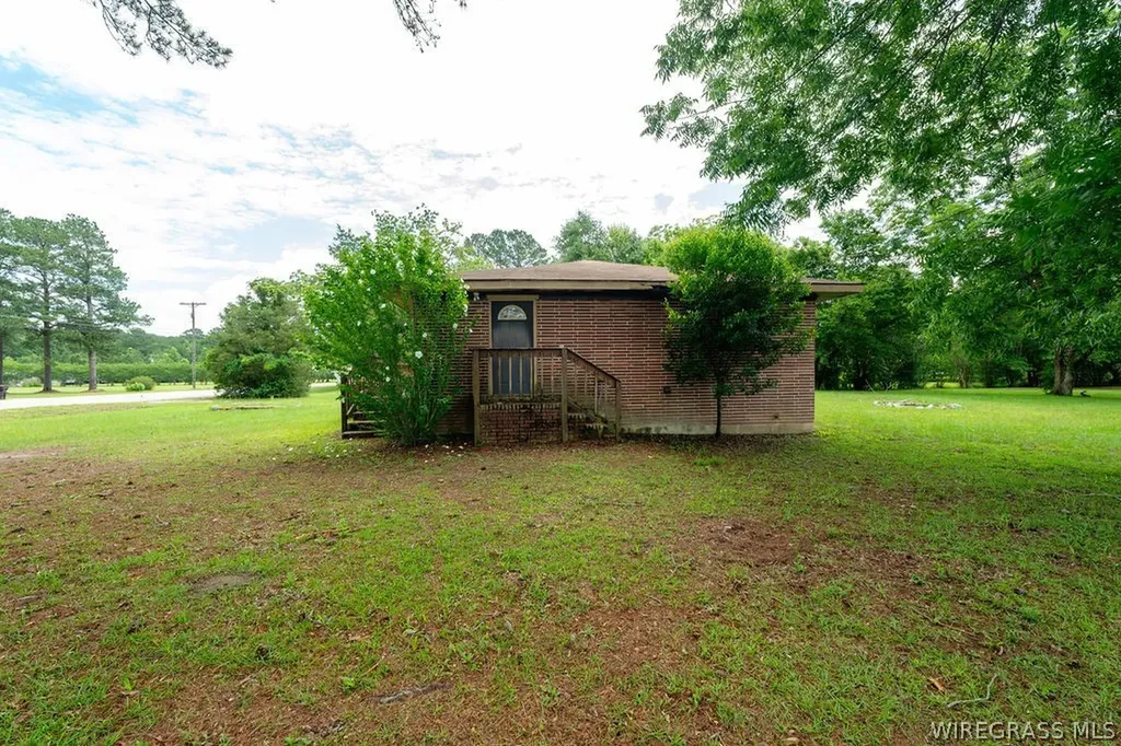 245 W Main Street Daleville AL 36322