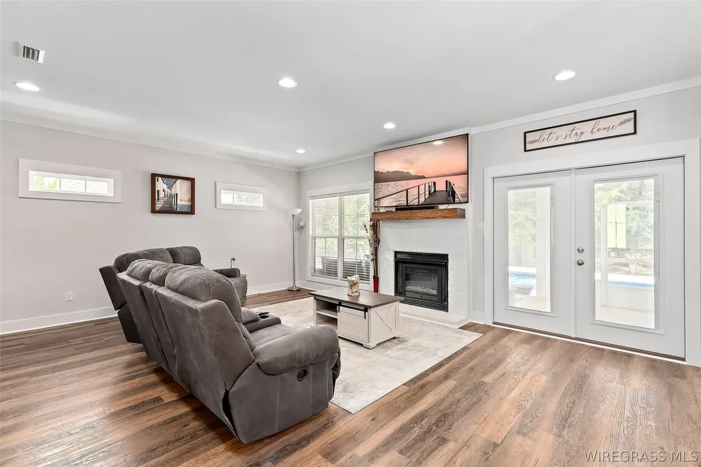 105 Gary Court Dothan AL 36303