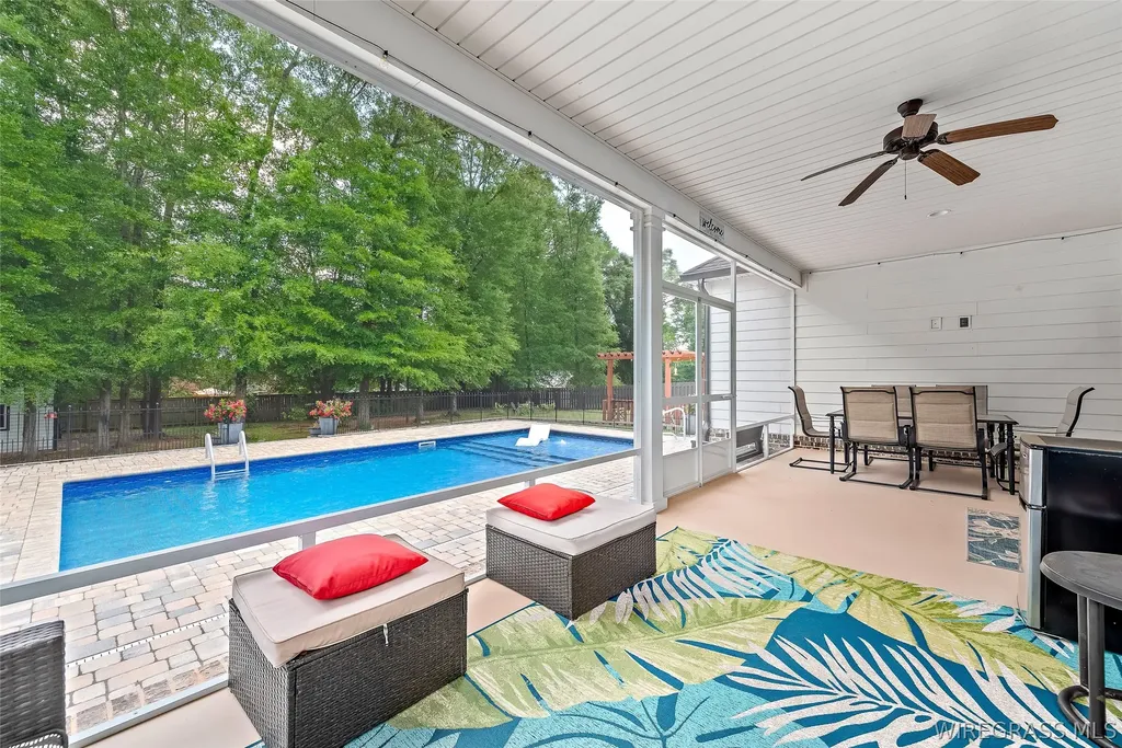 105 Gary Court Dothan AL 36303