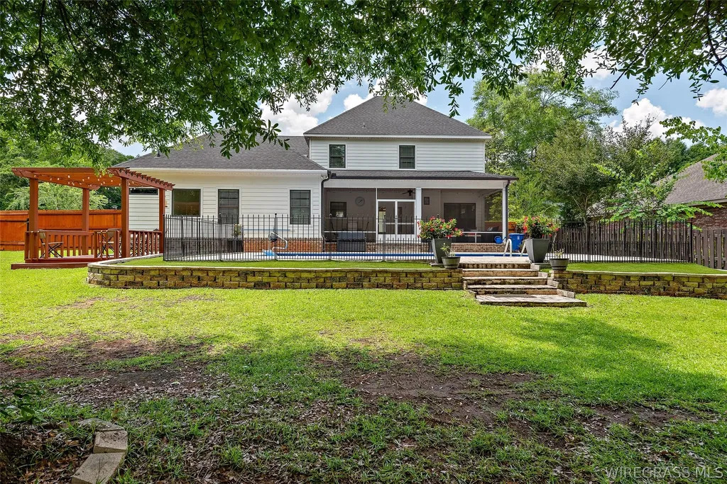 105 Gary Court Dothan AL 36303