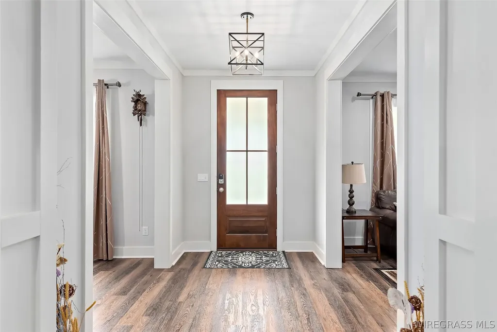 105 Gary Court Dothan AL 36303