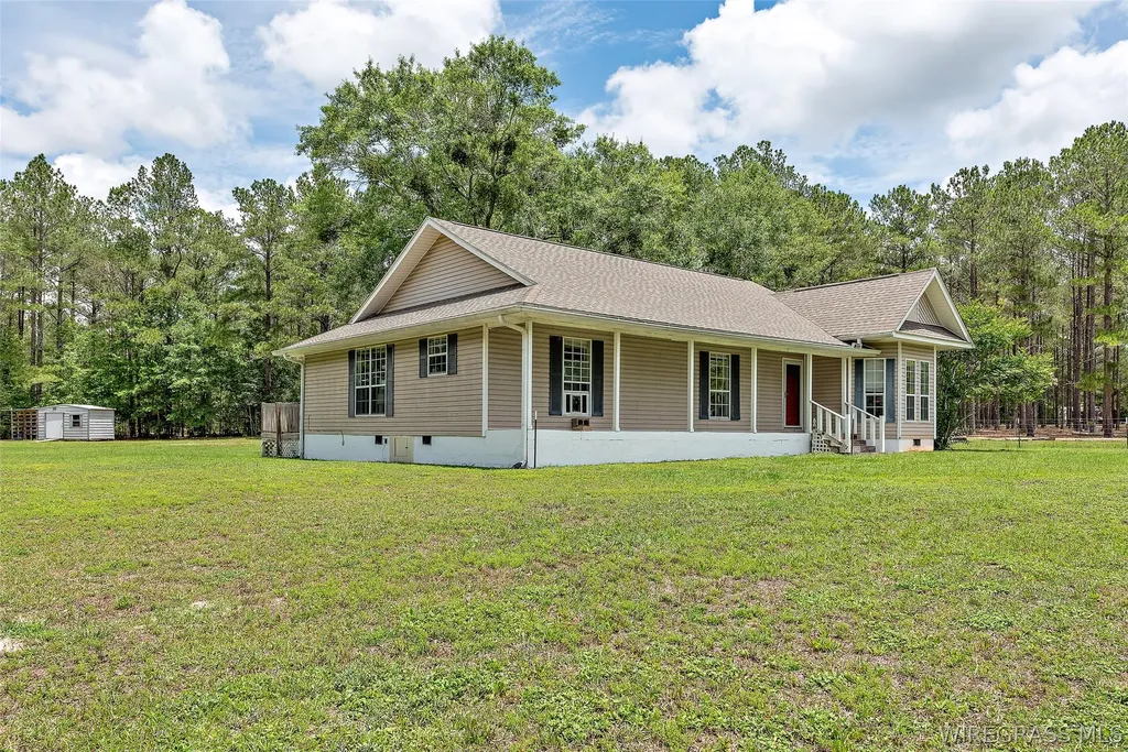 13308 W State Highway 52 Highway Samson AL 36477