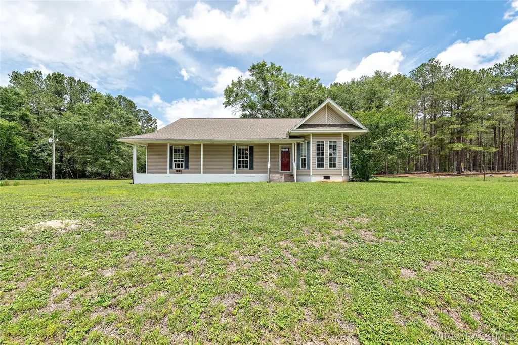 13308 W State Highway 52 Highway Samson AL 36477