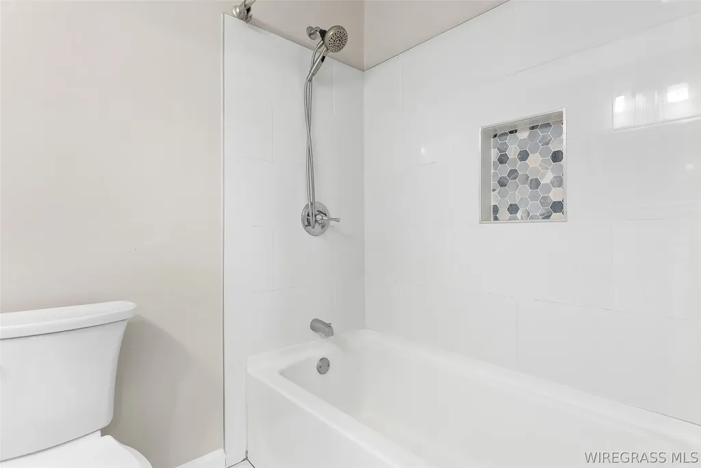 7727 S Highway 167 Hartford AL 36344
