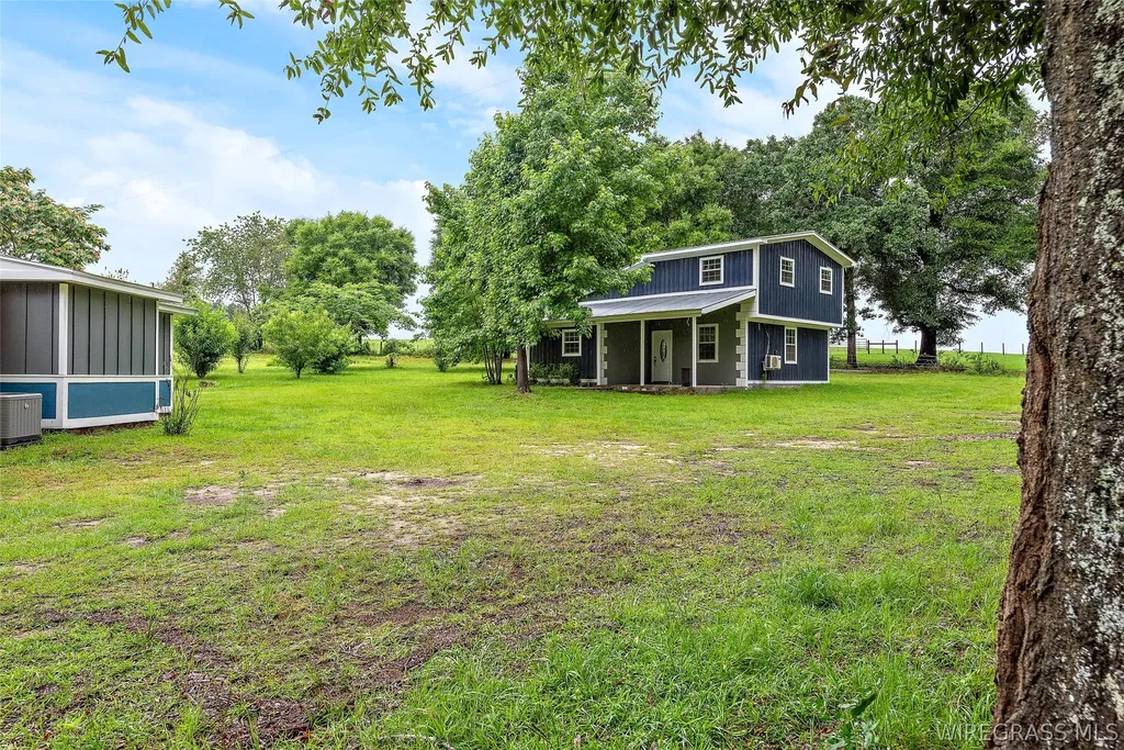 7727 S Highway 167 Hartford AL 36344