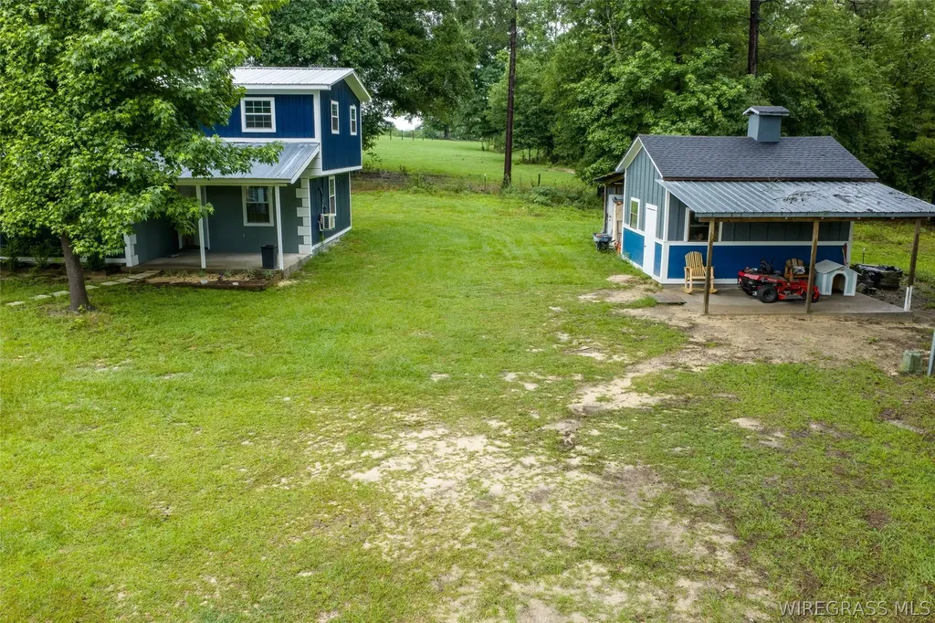 7727 S Highway 167 Hartford AL 36344