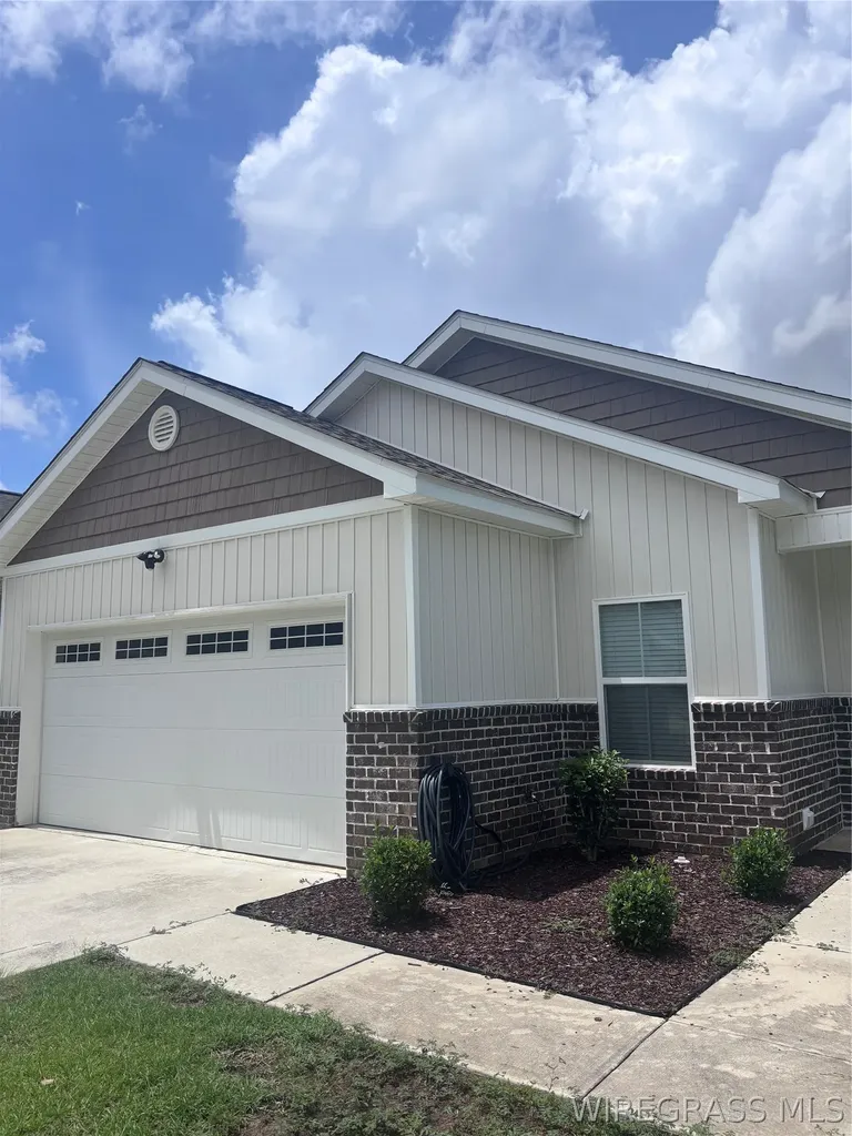 108 Heyward Drive Dothan AL 36303