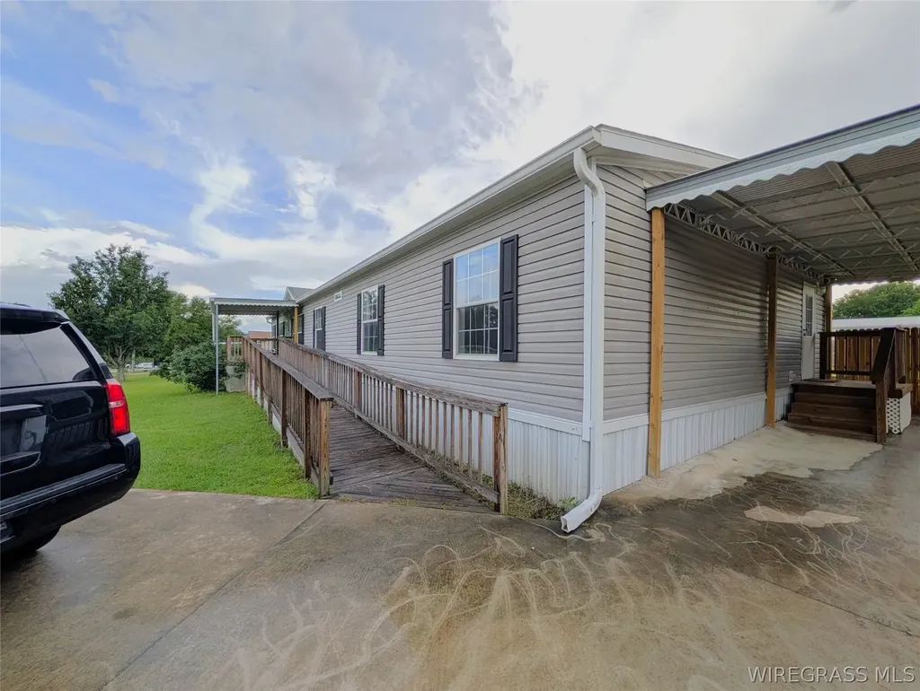 14 County Road 737 Enterprise AL 36330
