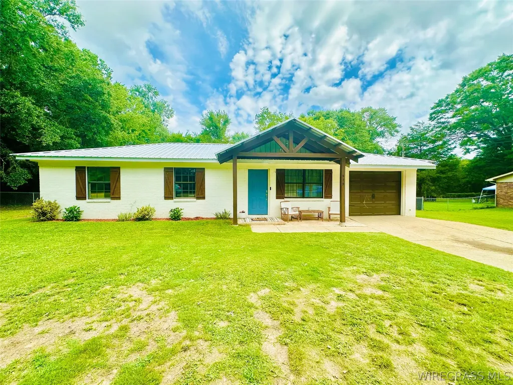 629 Holman Bridge Road Daleville AL 36322