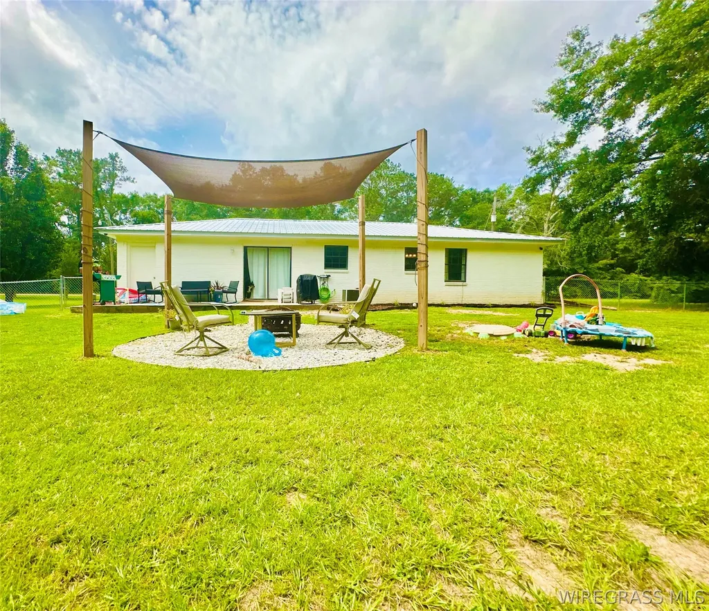 629 Holman Bridge Road Daleville AL 36322