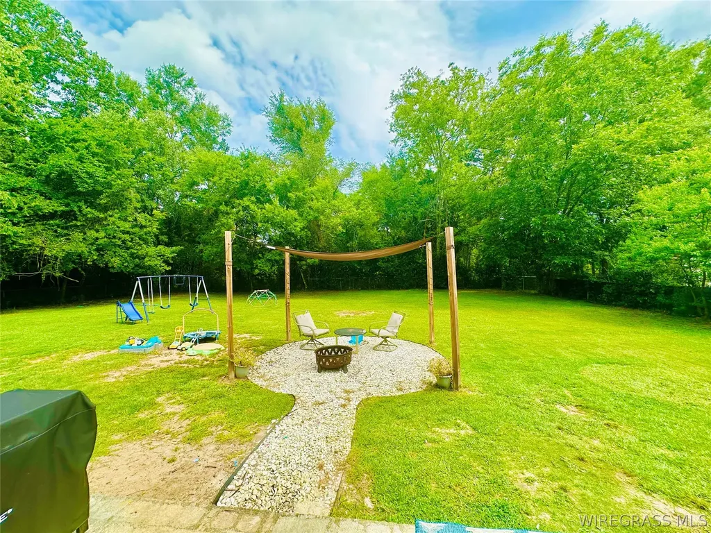 629 Holman Bridge Road Daleville AL 36322