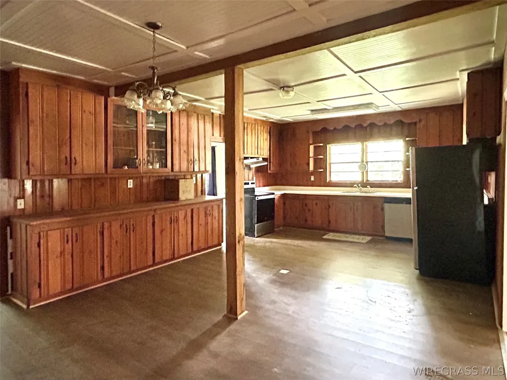 1549 Smith Avenue Elba AL 36323