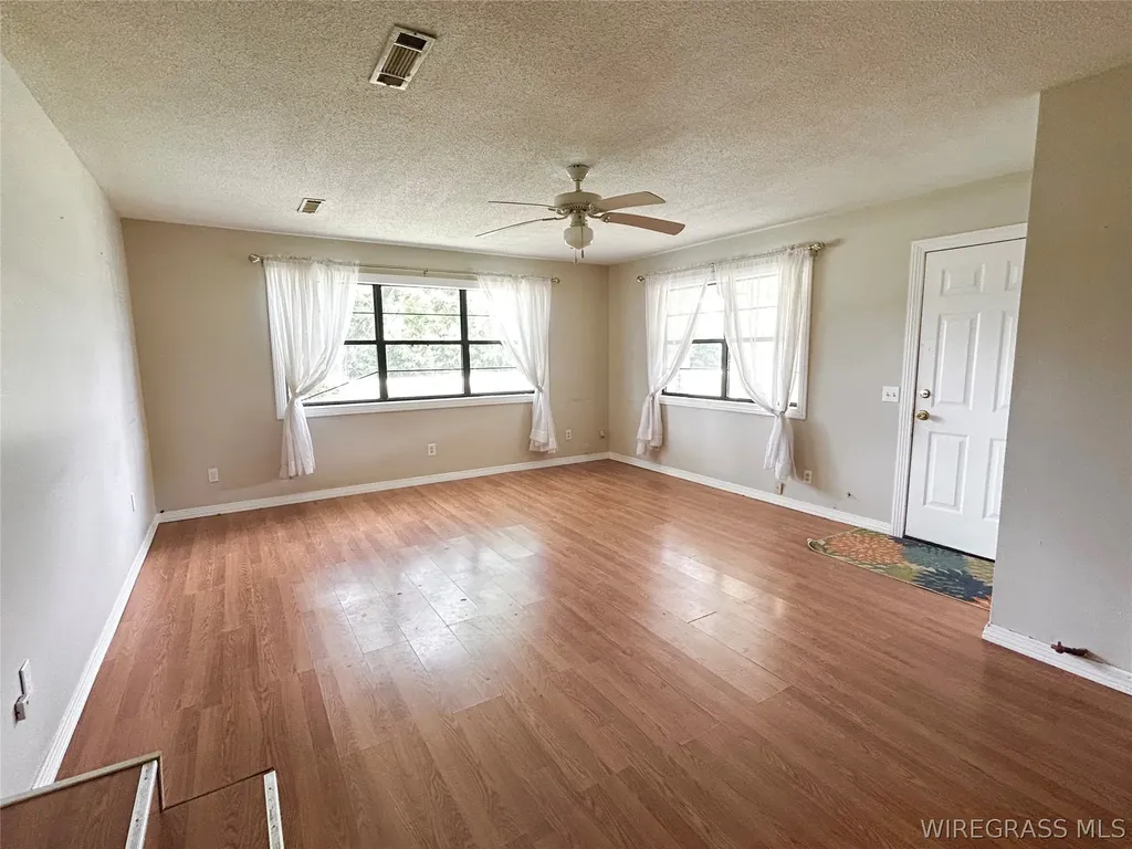 1549 Smith Avenue Elba AL 36323