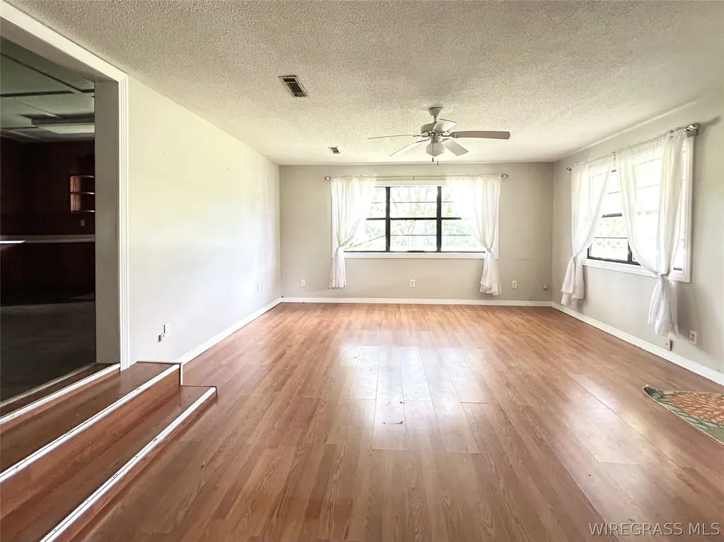 1549 Smith Avenue Elba AL 36323