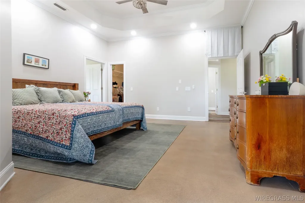 74 Deal Road Newton AL 36352