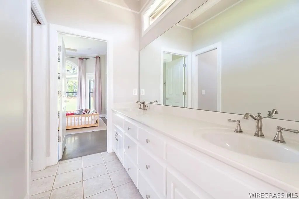 74 Deal Road Newton AL 36352