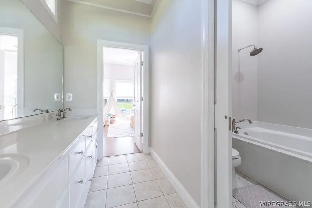 74 Deal Road Newton AL 36352