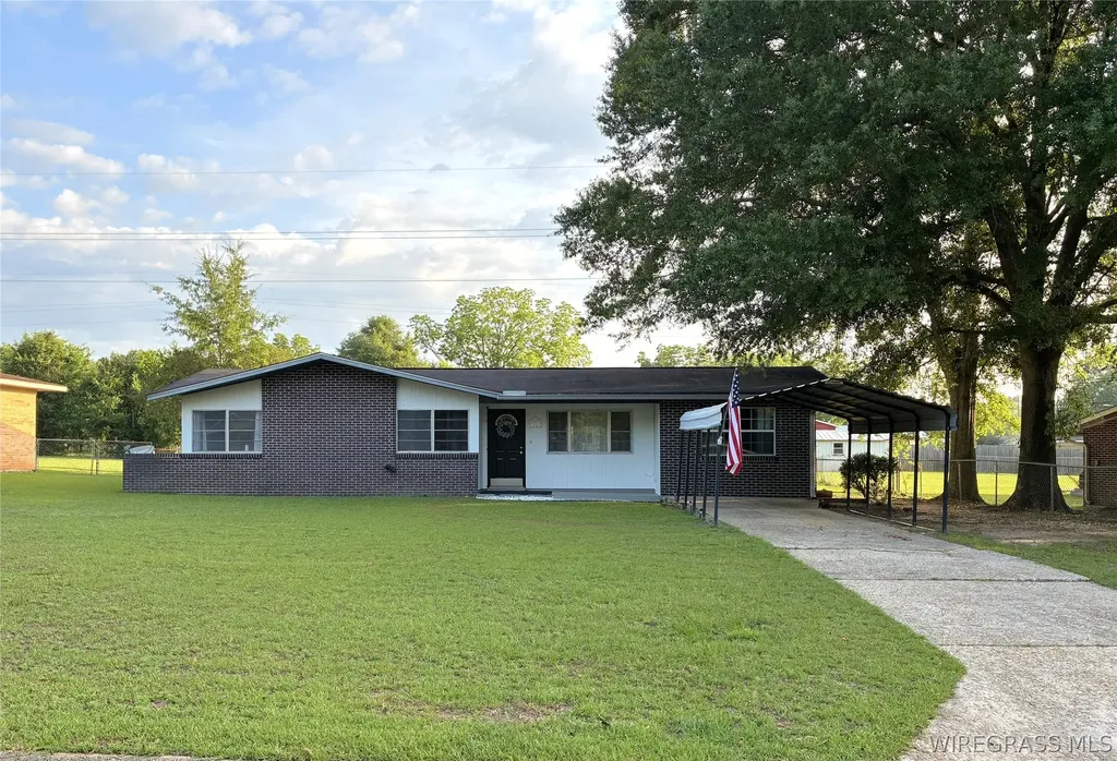 221 Plaza Drive Daleville AL 36322