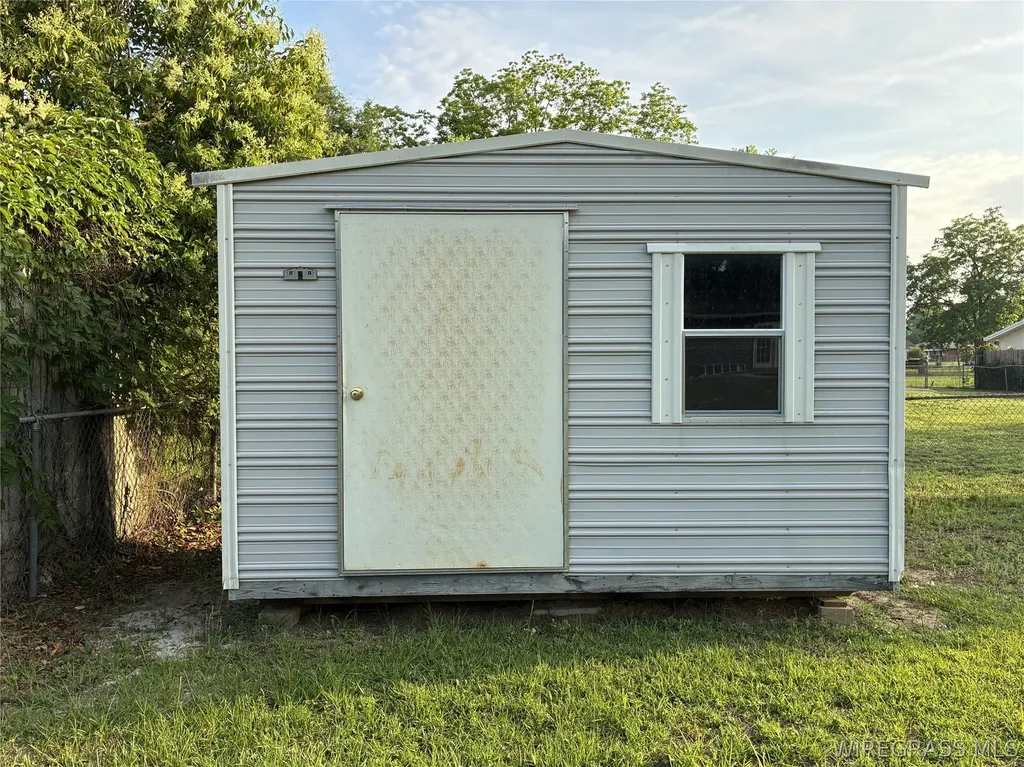 221 Plaza Drive Daleville AL 36322