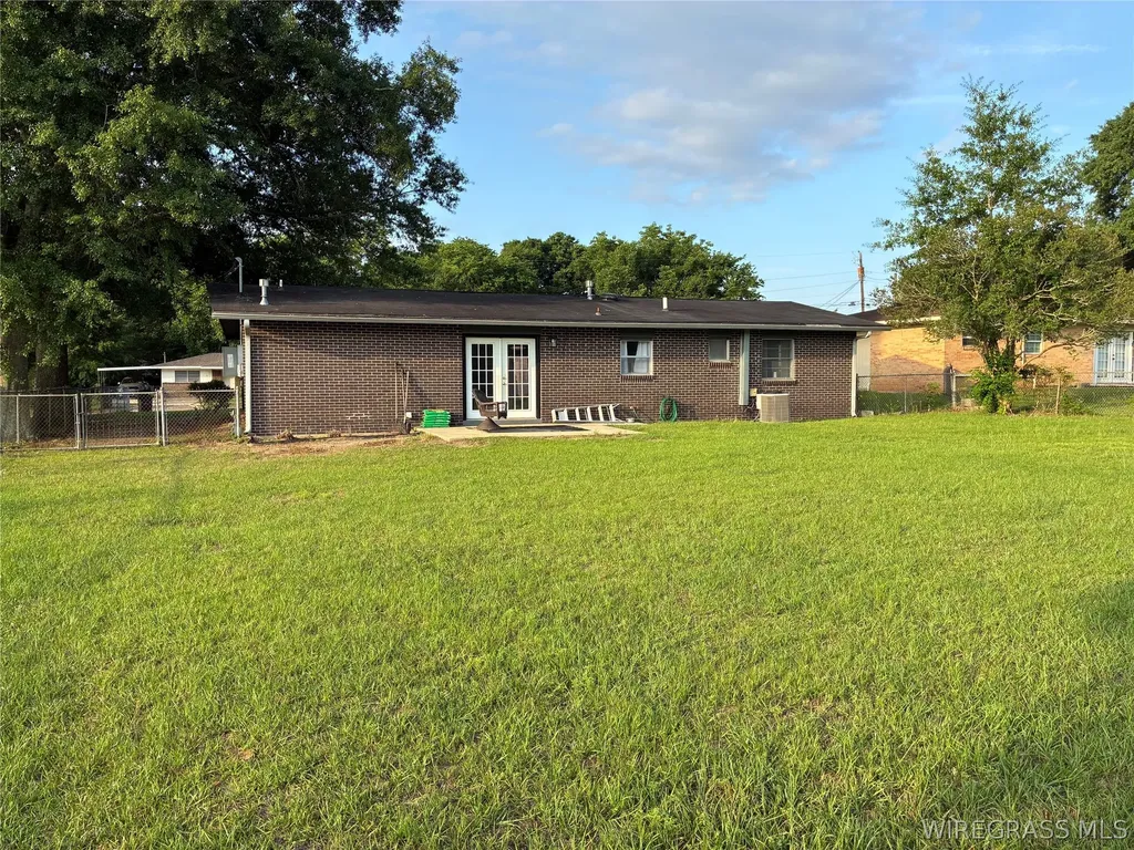 221 Plaza Drive Daleville AL 36322