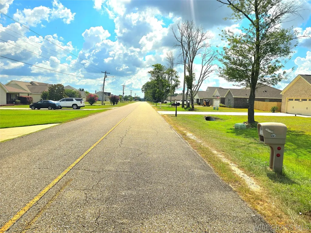 292 Gritney Road Daleville AL 36322