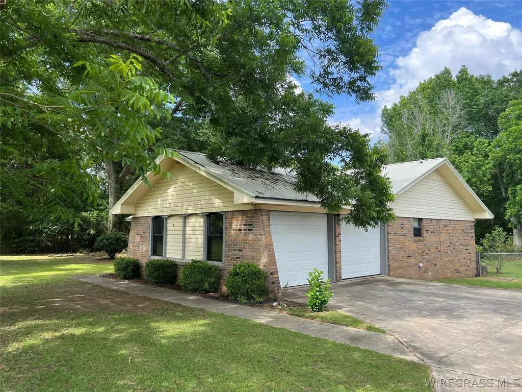458 Harrison Drive Daleville AL 36322