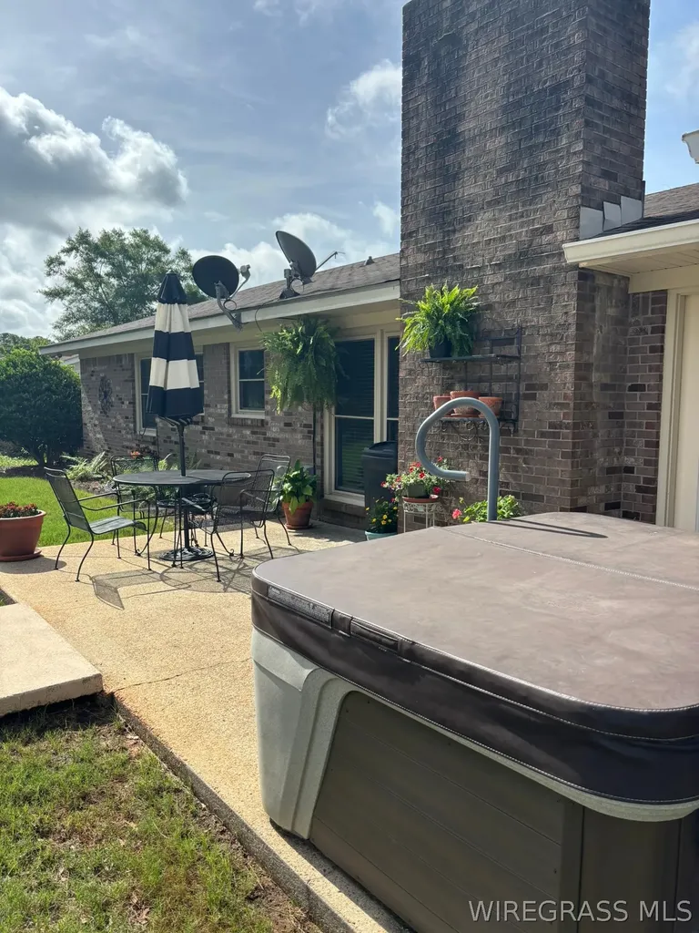209 E Hickory Bend Road Enterprise AL 36330