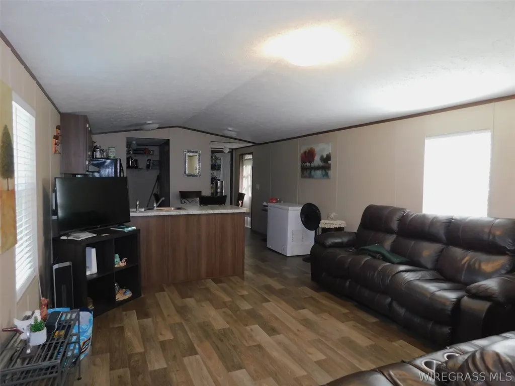 125 Hawkins Road Dozier AL 36028