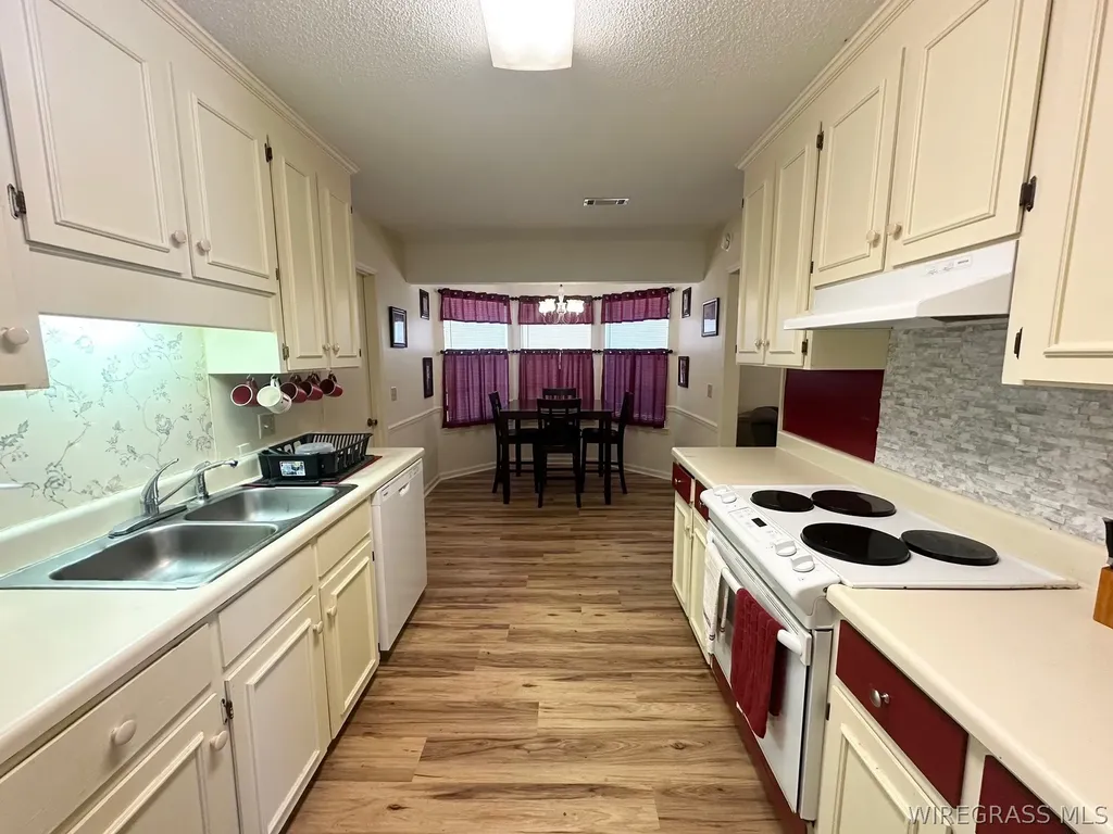 180 Grandview Street Ozark AL 36360