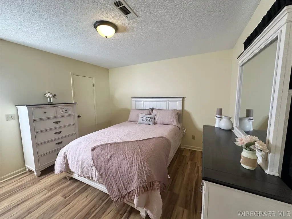 180 Grandview Street Ozark AL 36360