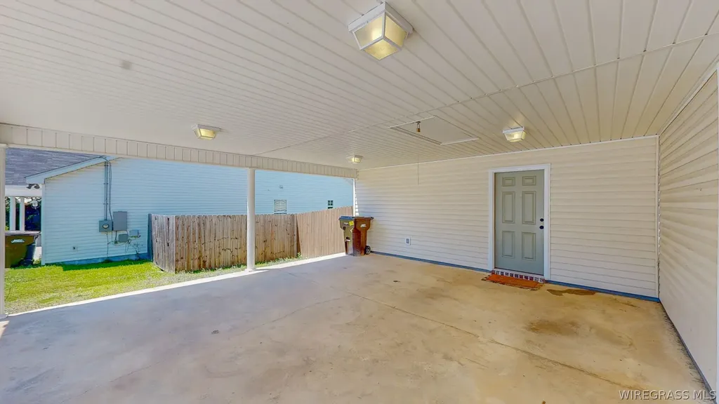 211 Edith Way Daleville AL 36332