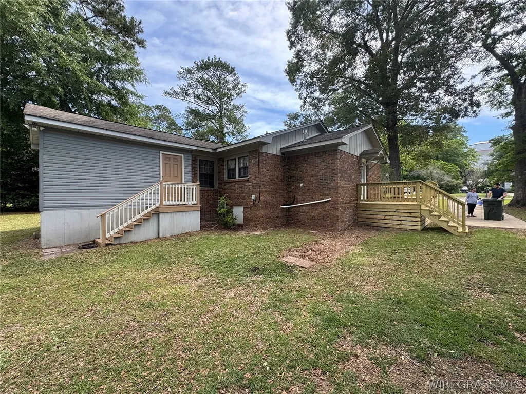 303 3rd Avenue Andalusia AL 36420
