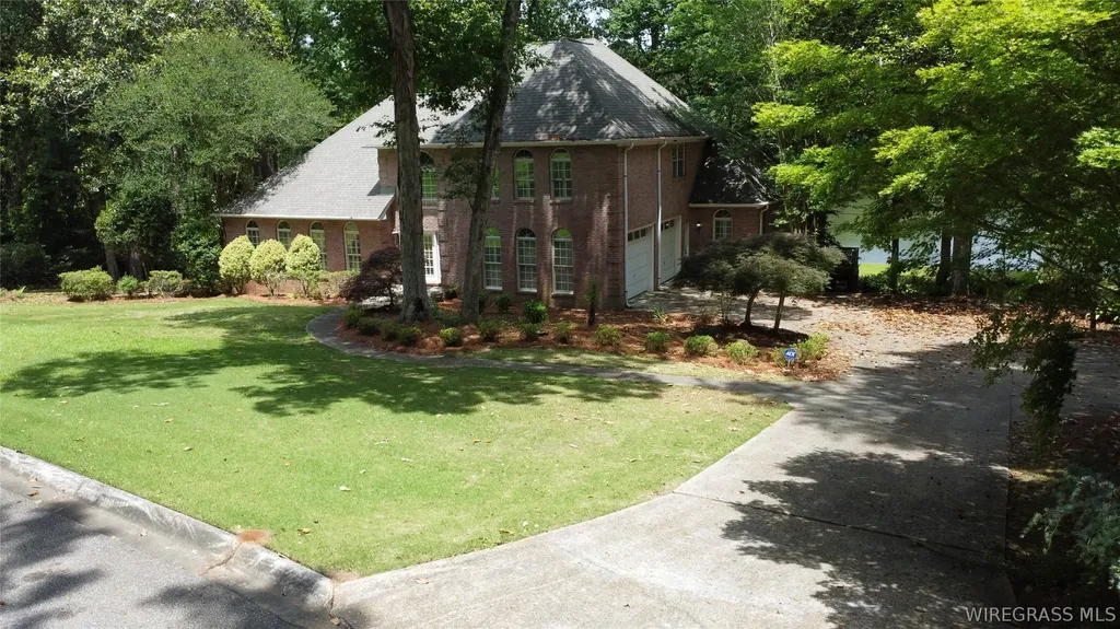 203 Laurel Breeze Drive Enterprise AL 36330