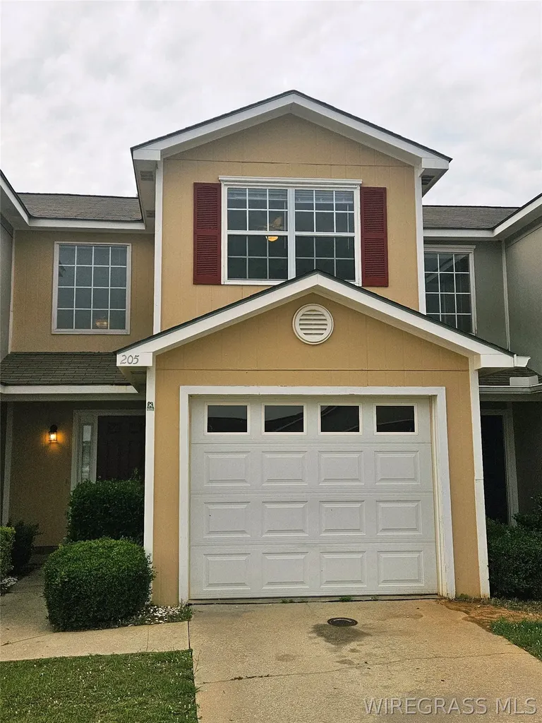 205 Winthrope Lane Enterprise AL 36330