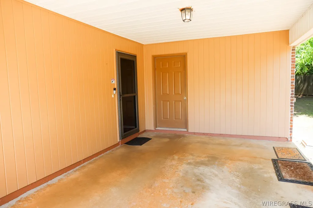 82 County Road 17 Enterprise AL 36330