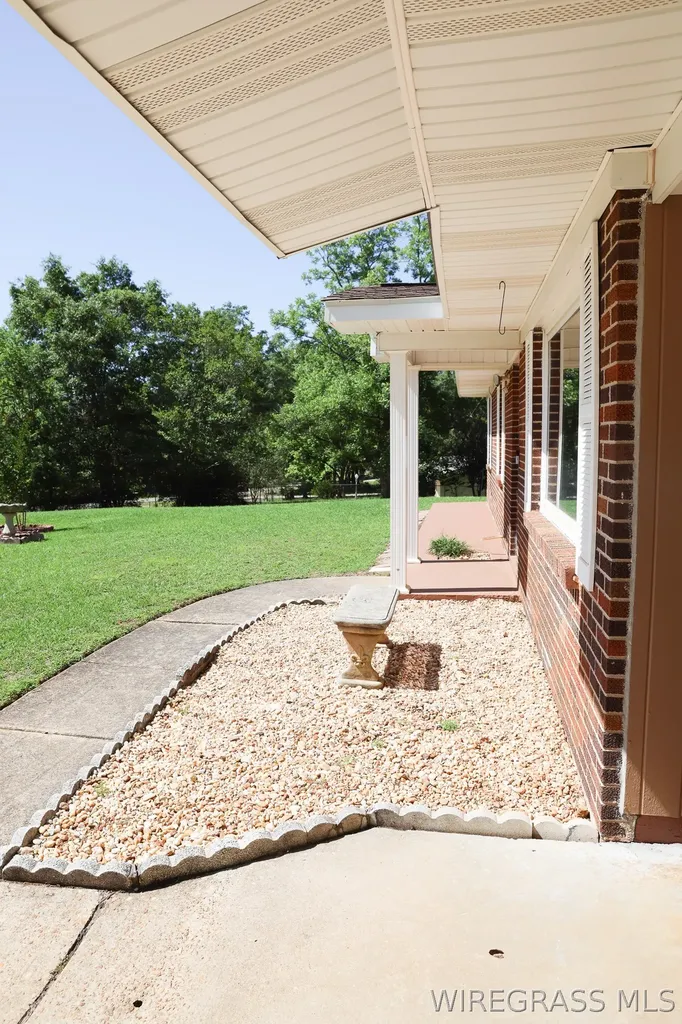 82 County Road 17 Enterprise AL 36330