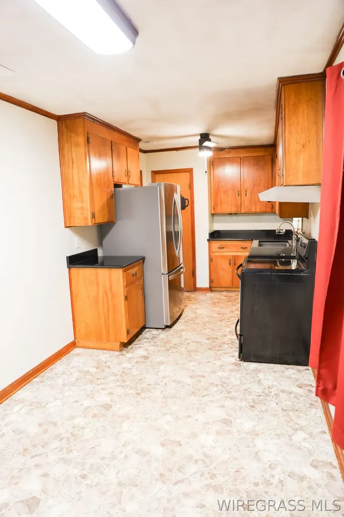 82 County Road 17 Enterprise AL 36330