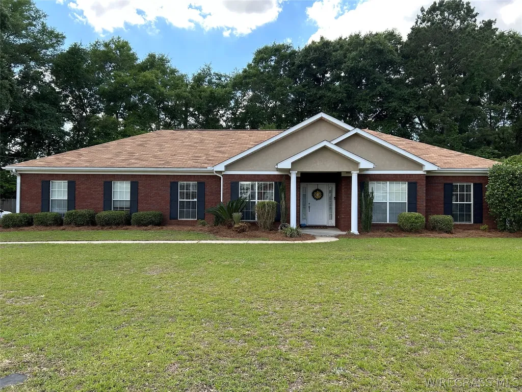 211 Stratford Lane Enterprise AL 36330