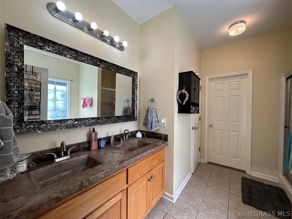 211 Stratford Lane Enterprise AL 36330